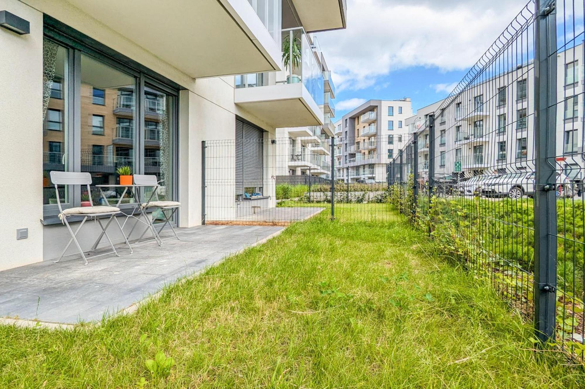 Sea And Stadium Apartments In Good Design With Parking & Garden By Rent Like Home Гданьск Экстерьер фото